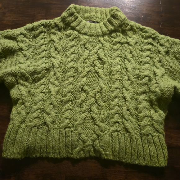 Forever 21 Lime Green Cable Knit Turtleneck Sweater (M) - Picture 1 of 6